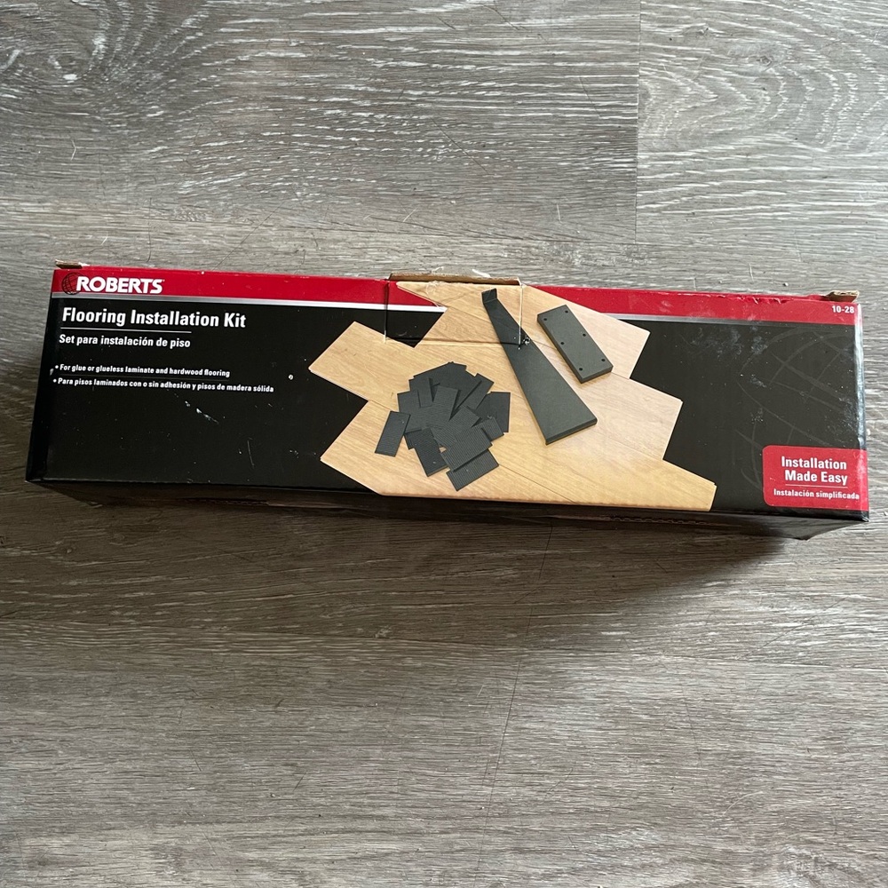 Black Flooring Installation Set